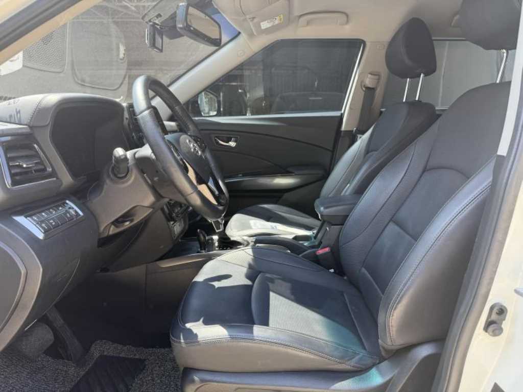 Ssangyong Tivoli - Vista 7