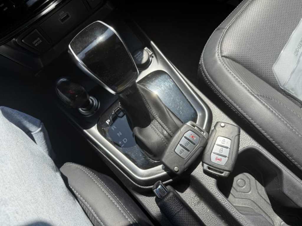Ssangyong Tivoli - Vista 12