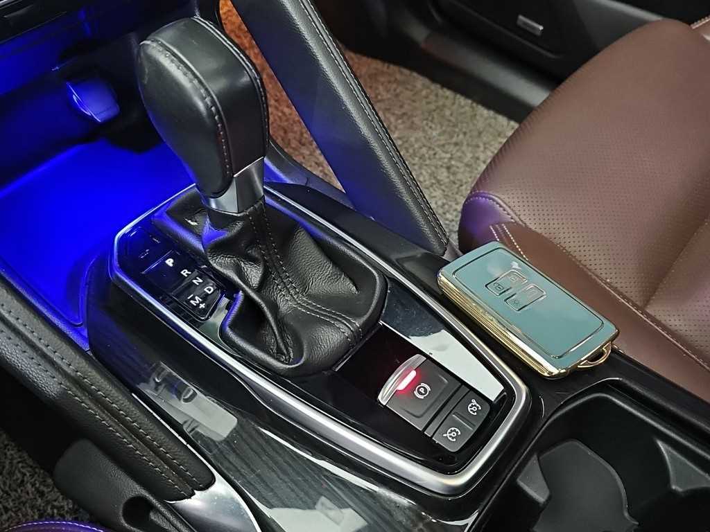 SAMSUNG QM6 - Vista 8