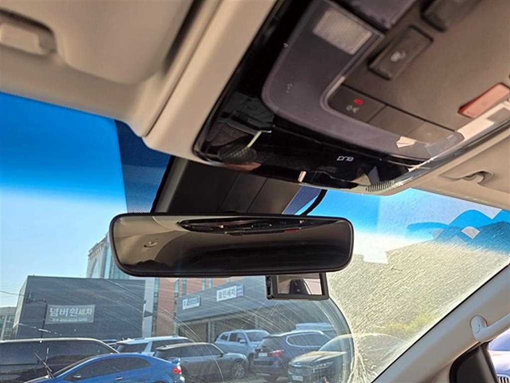 HYUNDAI Staria - Vista 12