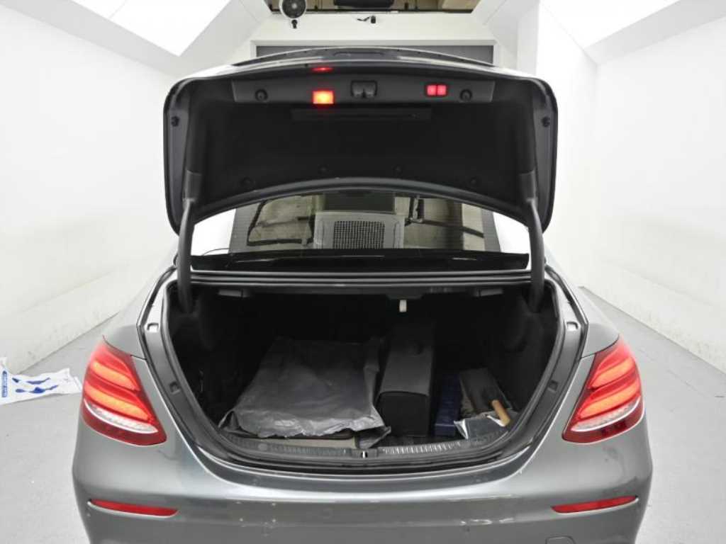 Mercedes Benz E class 2019 Gris - Importación desde Corea - HF Imports Iquique - Foto 18