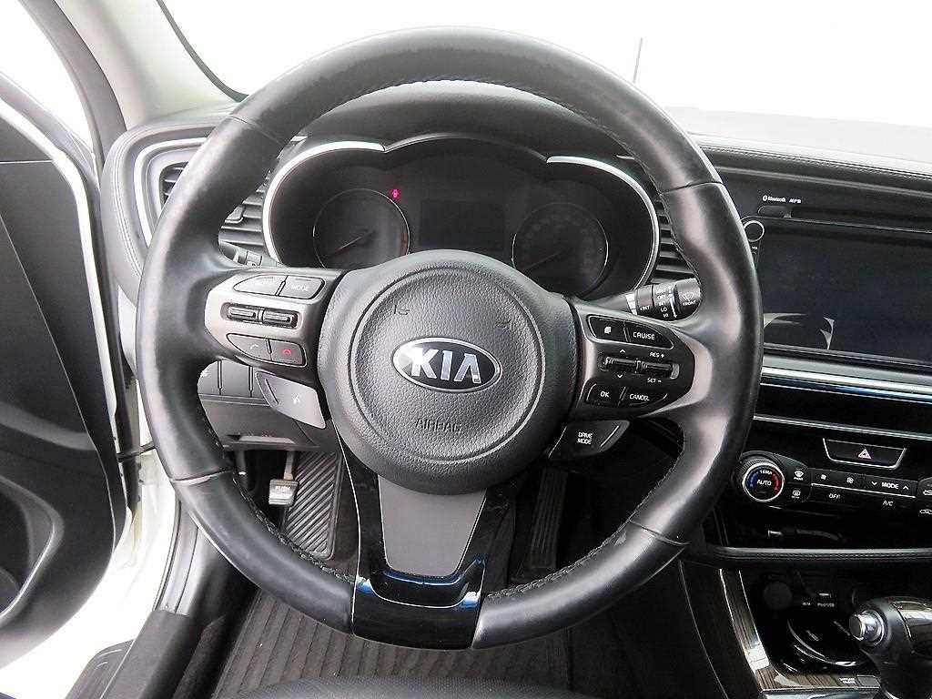 KIA K5 - Vista 12