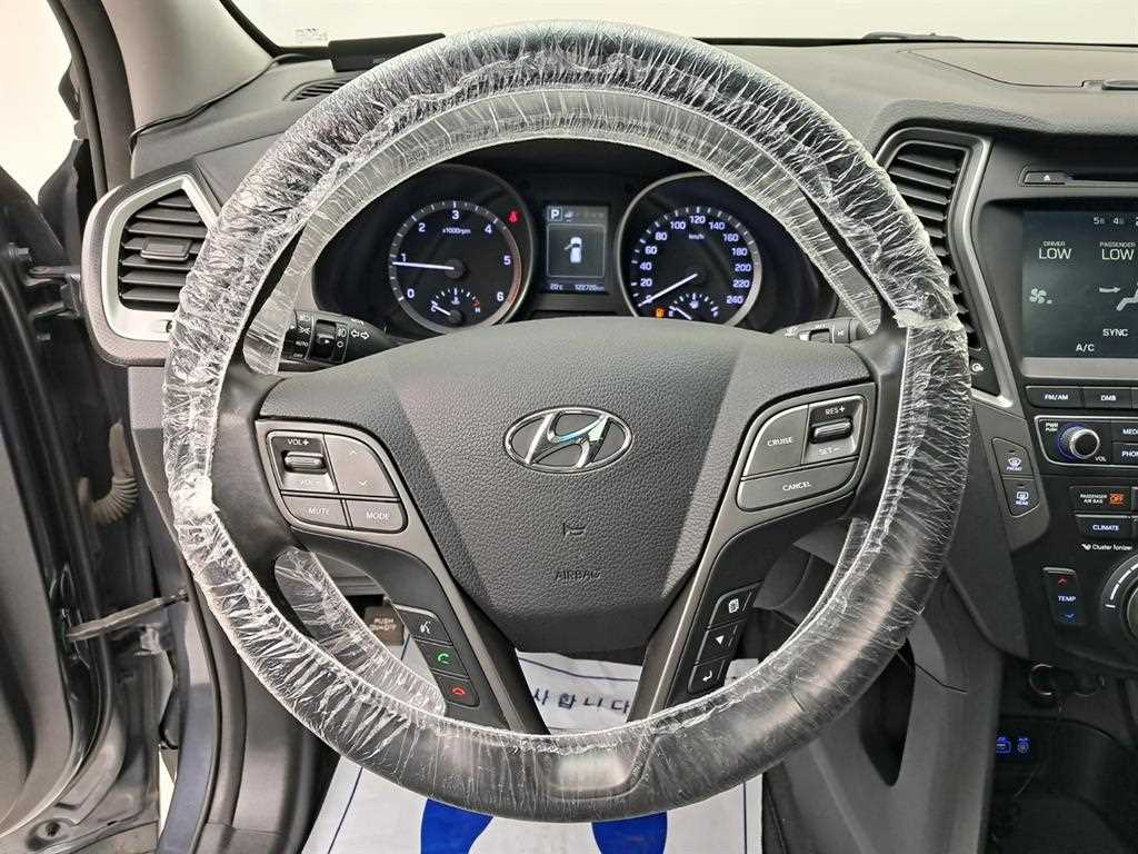 HYUNDAI Santa Fe - Vista 7