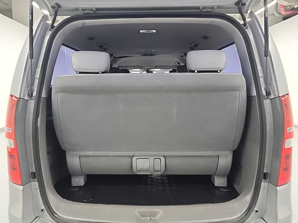 HYUNDAI Starex 2015 Plateado - Importación desde Corea - HF Imports Iquique - Foto 17