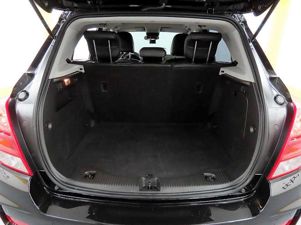 Chevrolet Trax 2019 Negro - Importación desde Corea - HF Imports Iquique - Foto 18