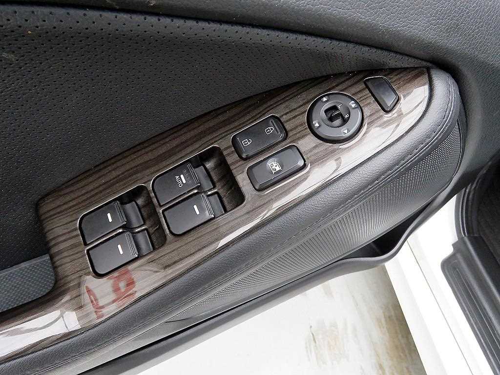 KIA K5 - Vista 10