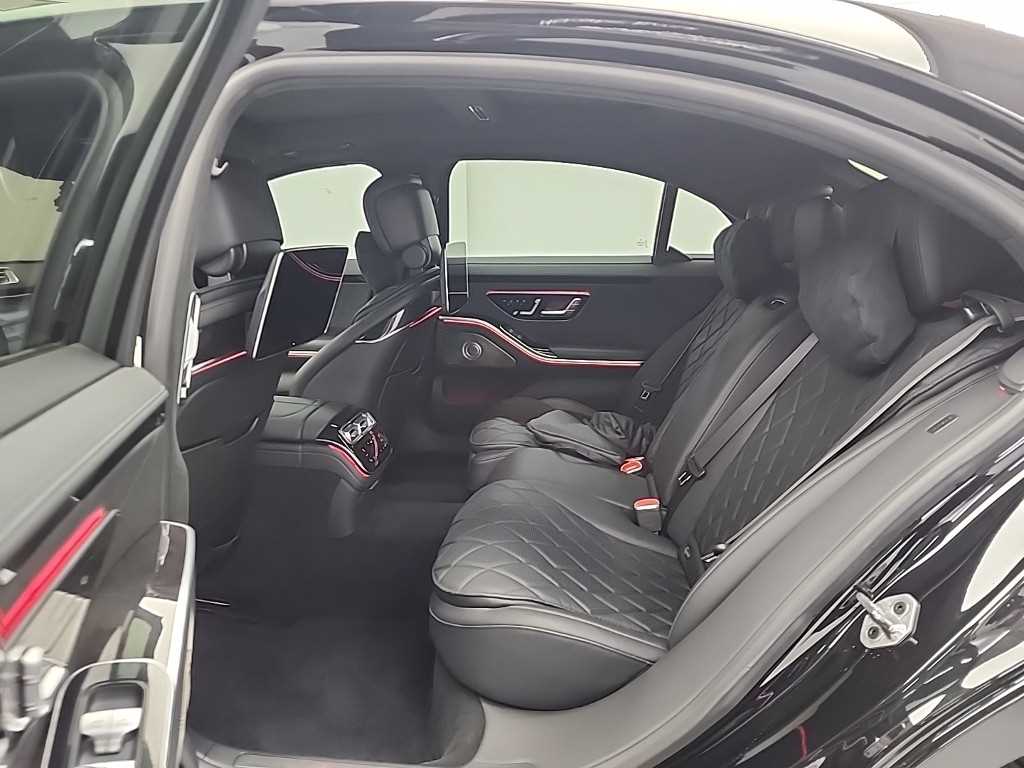 Mercedes Benz S Class - Vista 12