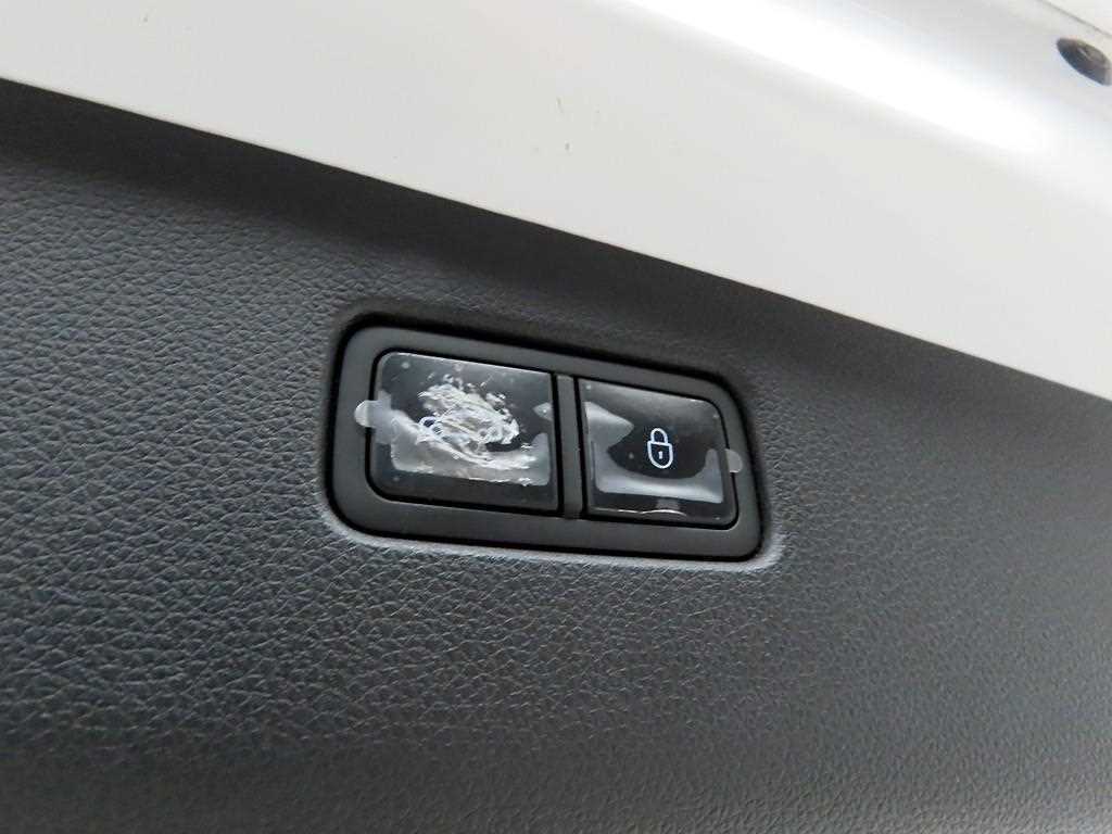 Genesis GV70 2023 Blanco - Importación desde Corea - HF Imports Iquique - Foto 15