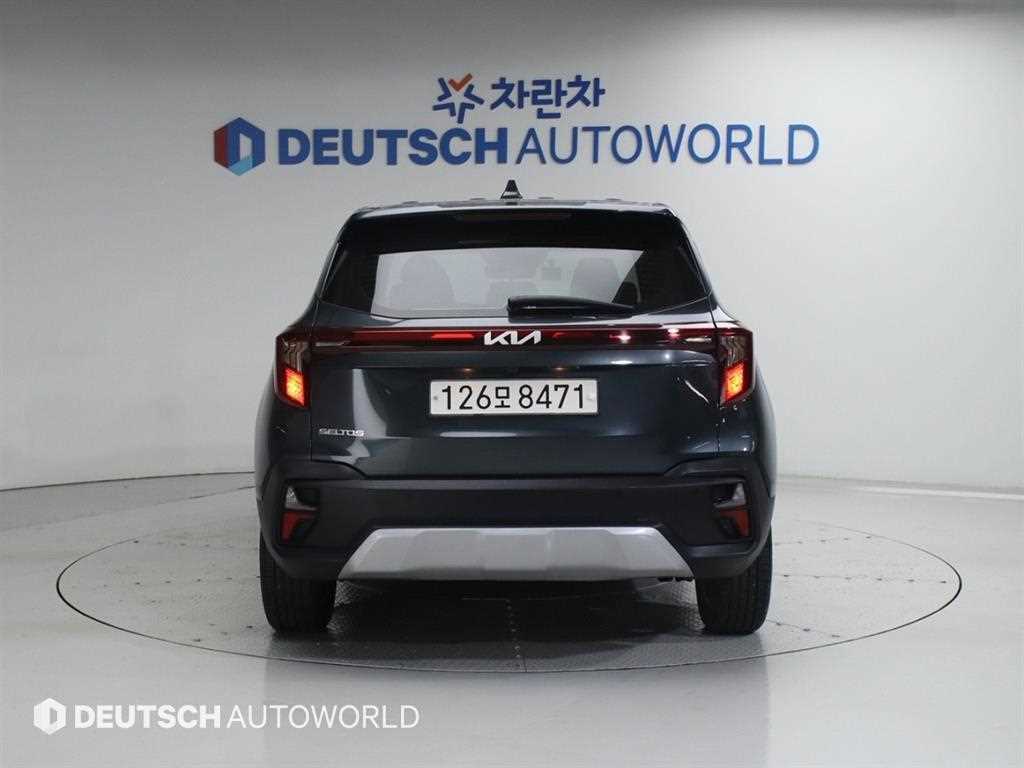 KIA Seltos - Vista 4