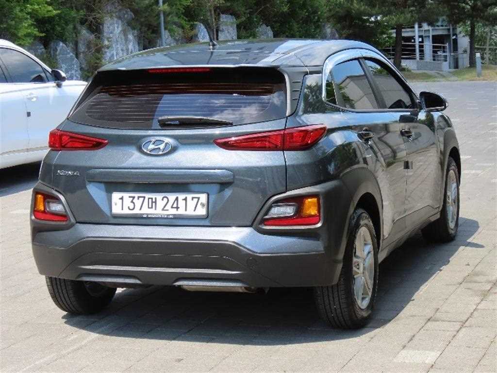 HYUNDAI Kona - Vista 3