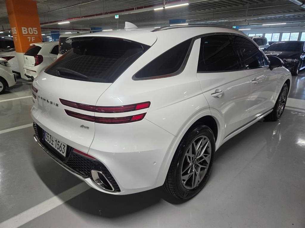 Genesis GV70 - Vista 3