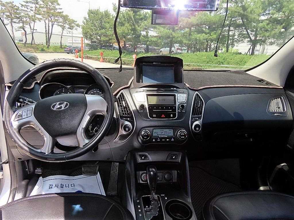 HYUNDAI Tucson - Vista 7