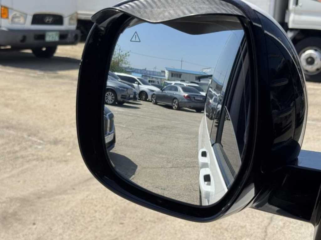 HYUNDAI Staria 2025 Blanco - Importación desde Corea - HF Imports Iquique - Foto 14