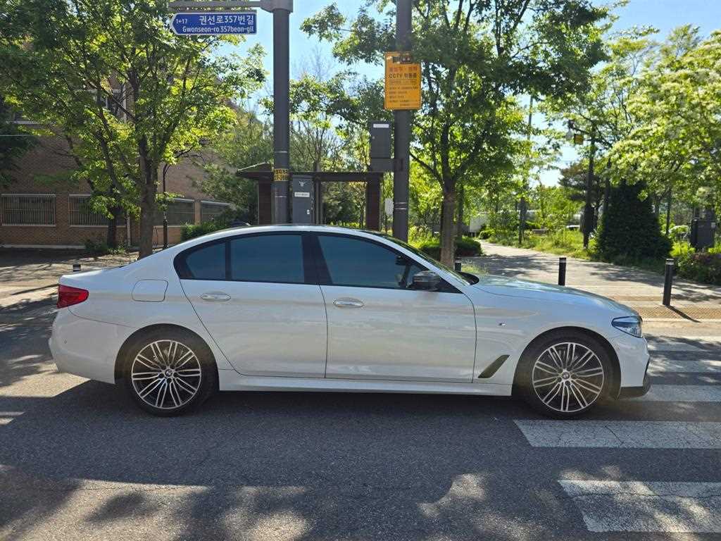 BMW 5 Series - Vista 3