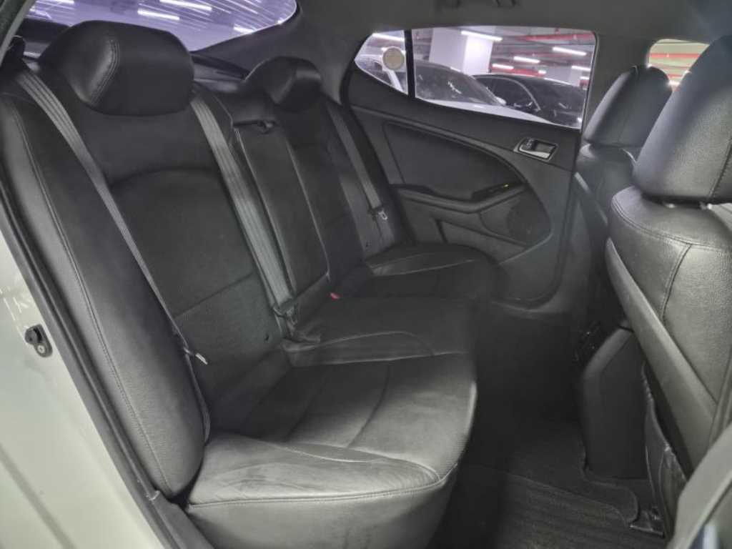 KIA K5 2014 Blanco - Importación desde Corea - HF Imports Iquique - Foto 16
