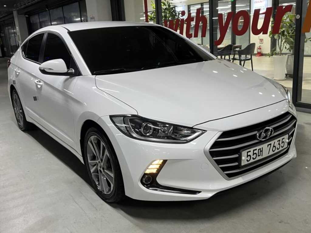 HYUNDAI Avante 2018 - Importación desde Corea - HF Imports Iquique - Foto 1