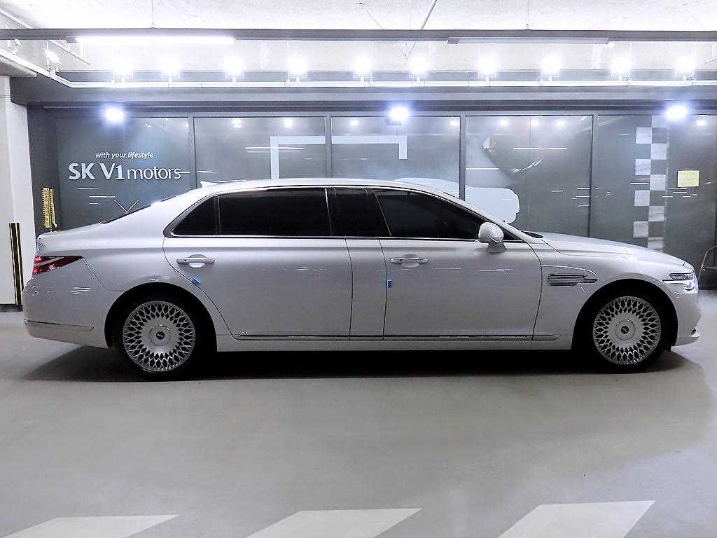 Genesis G90 - Vista 3