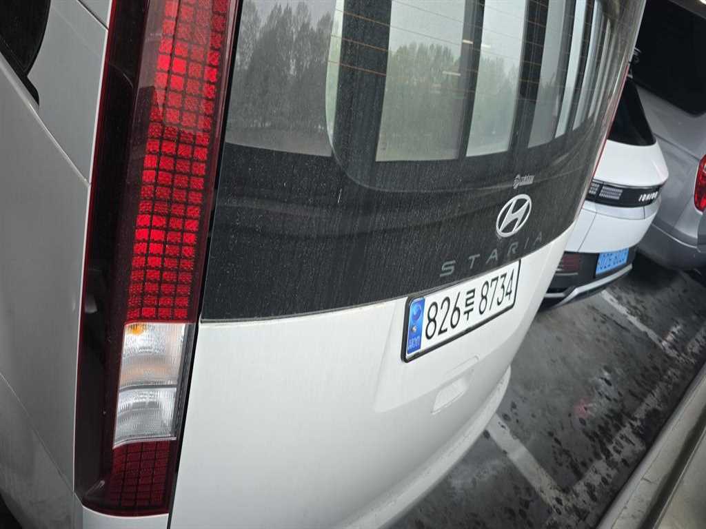 HYUNDAI Staria 2025 Blanco - Importación desde Corea - HF Imports Iquique - Foto 13