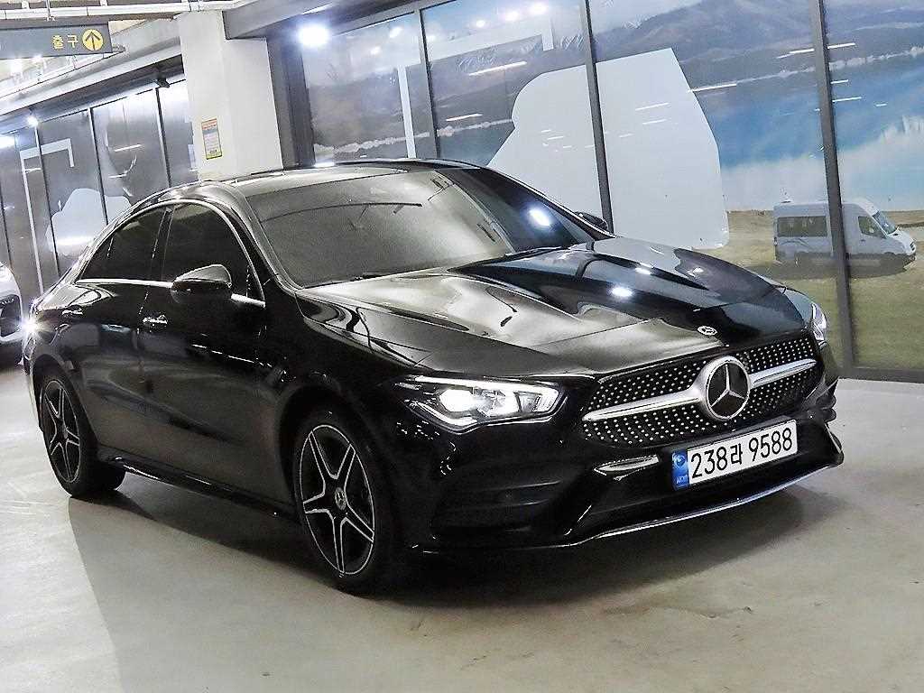 Mercedes Benz CLA Class 2023 Negro - Importación desde Corea - HF Imports Iquique - Foto 1