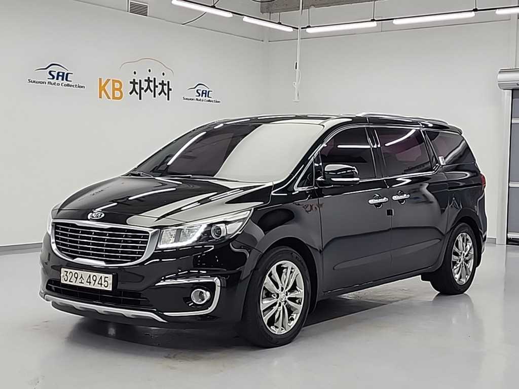 KIA Carnival 2018 Negro - Importación desde Corea - HF Imports Iquique - Foto 1