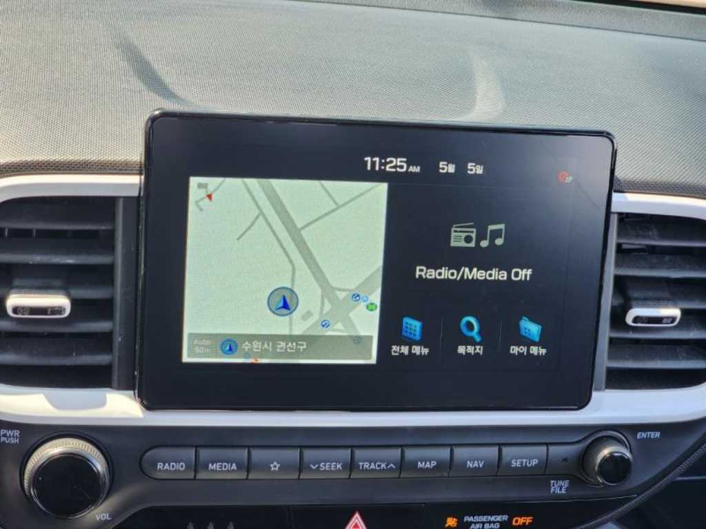HYUNDAI Venue - Vista 10