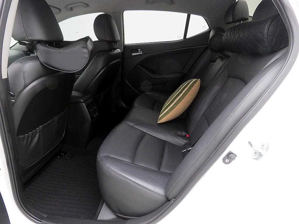 KIA K5 - Vista 6