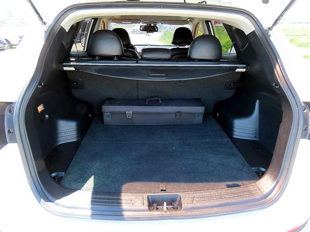 HYUNDAI Tucson 2011 Blanco - Importación desde Corea - HF Imports Iquique - Foto 15