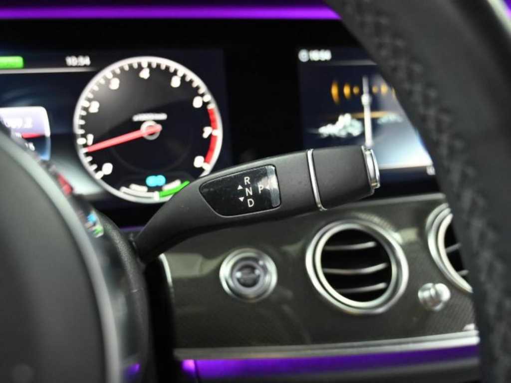 Mercedes Benz E class - Vista 9