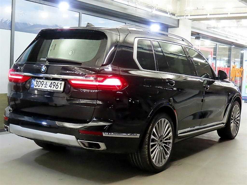 BMW X7 - Vista 4