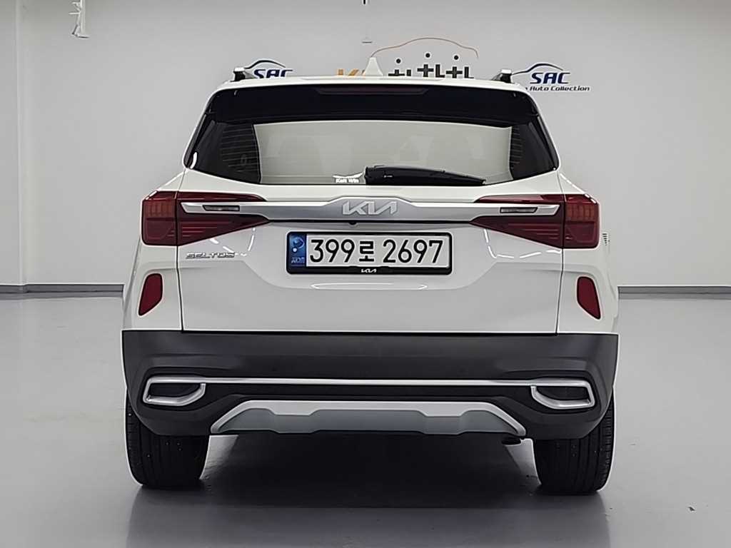 KIA Seltos - Vista 3