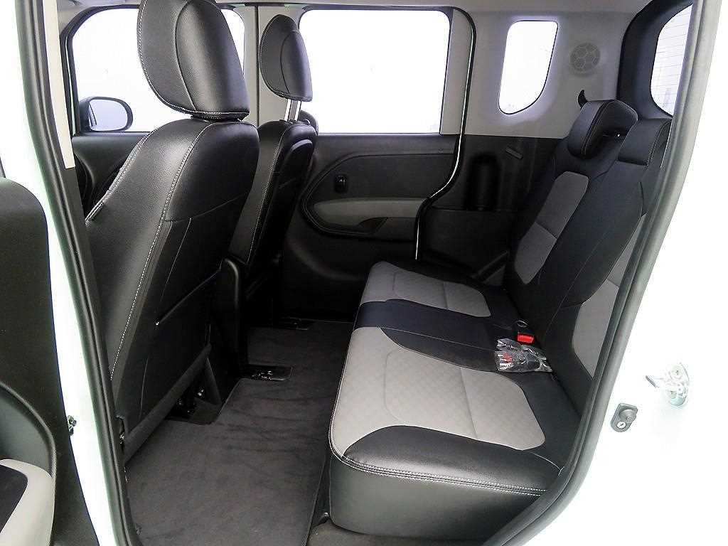 KIA Ray - Vista 7