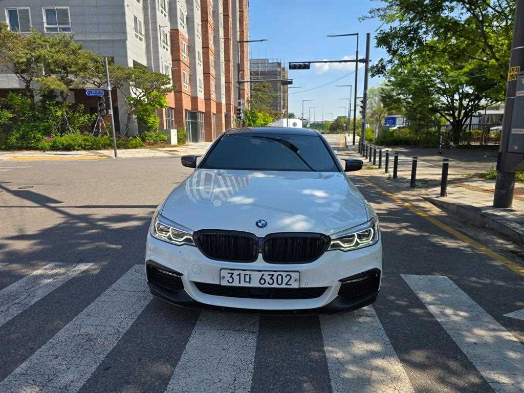 BMW 5 Series 2017 Blanco - Importación desde Corea - HF Imports Iquique - Foto 1
