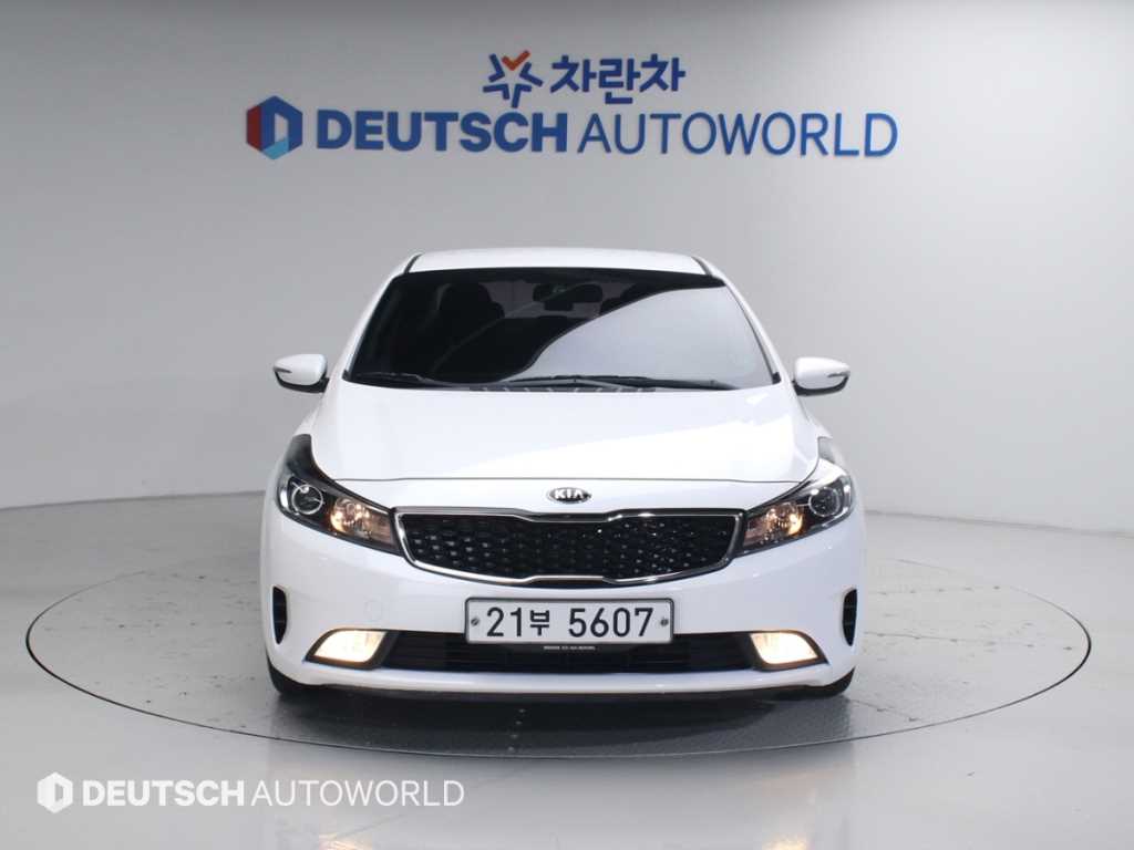 KIA K3 - Vista 3