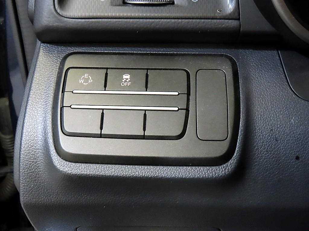 Ssangyong Tivoli 2018 Blanco - Importación desde Corea - HF Imports Iquique - Foto 14