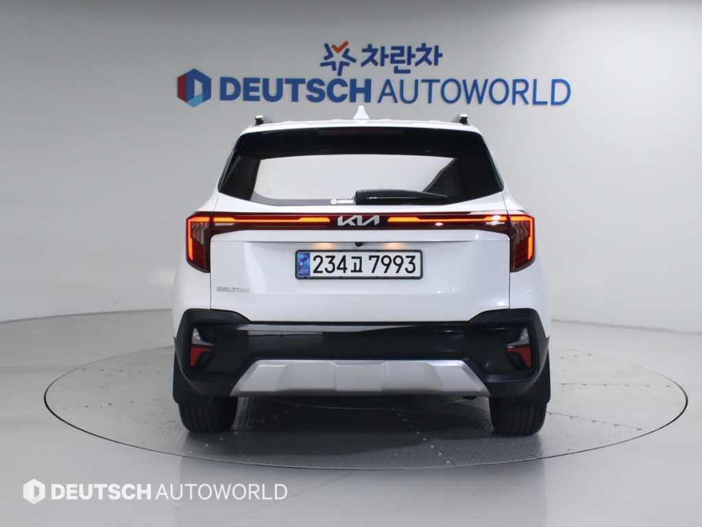 KIA Seltos - Vista 4