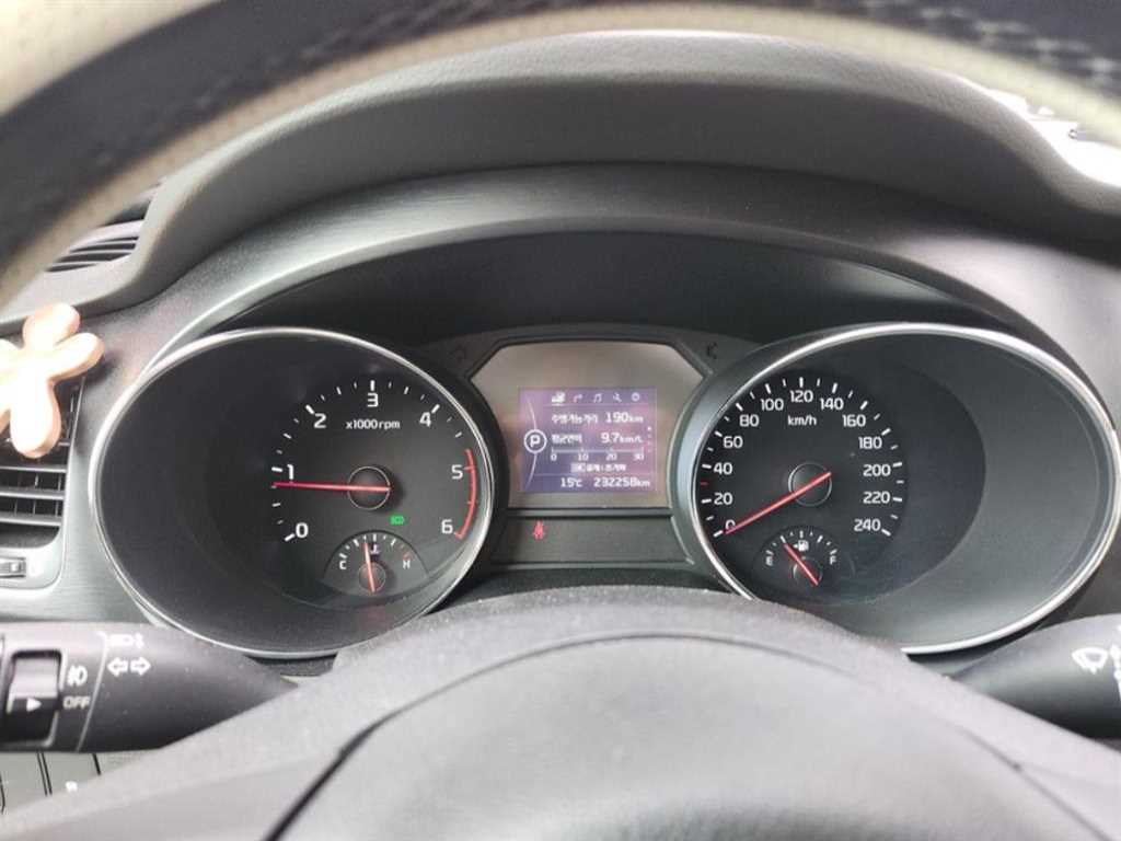 KIA Carnival 2018 Negro - Importación desde Corea - HF Imports Iquique - Foto 14