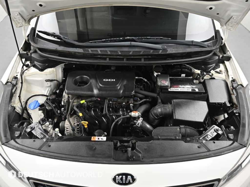 KIA K3 - Vista 6