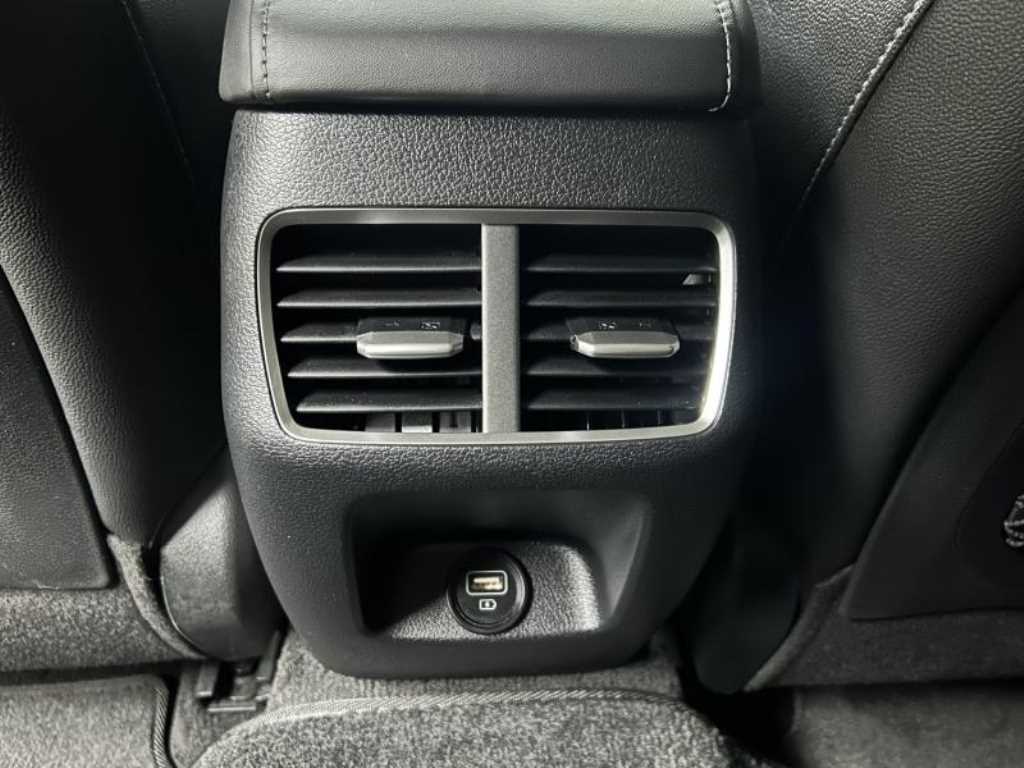 HYUNDAI Sonata - Vista 7