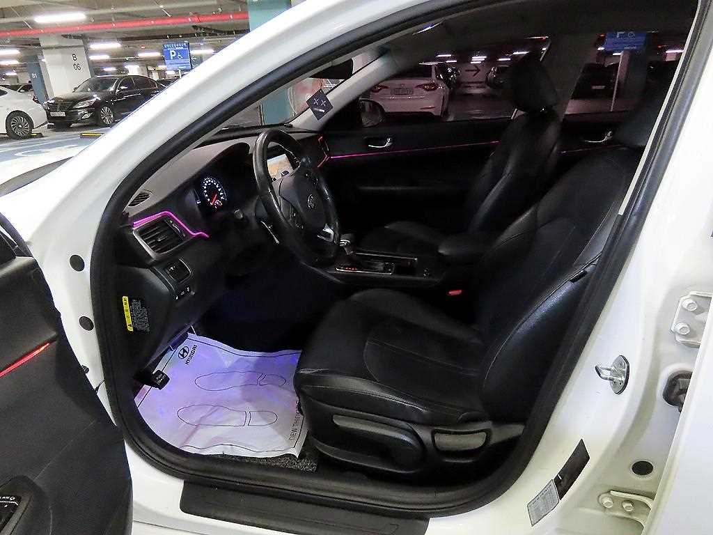 KIA K5 - Vista 6