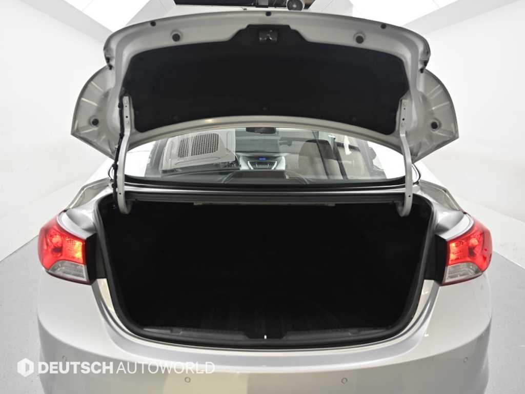 HYUNDAI Avante 2012 - Importación desde Corea - HF Imports Iquique - Foto 19