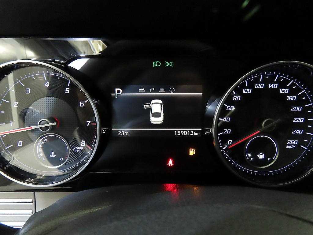 HYUNDAI Grandeur - Vista 9