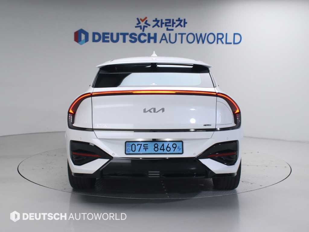 KIA EV6 - Vista 3