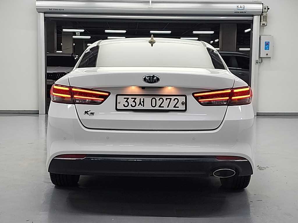KIA K5 - Vista 3