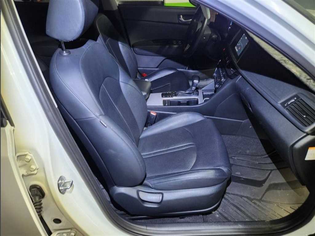 KIA K5 - Vista 10
