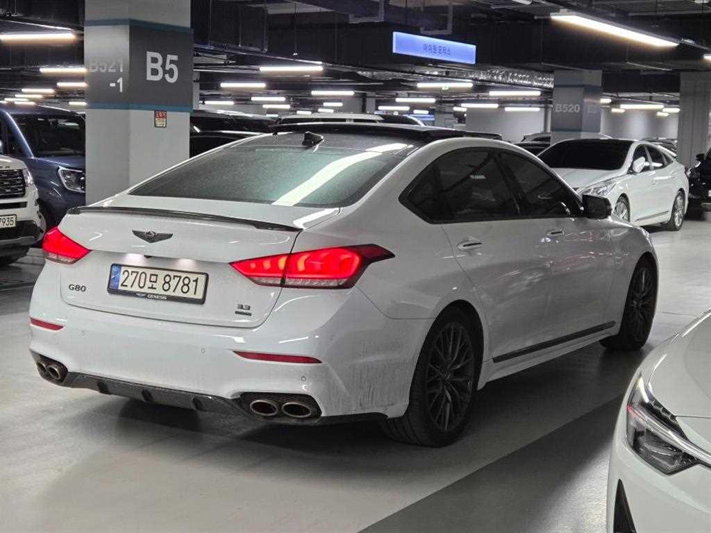Genesis G80 - Vista 4