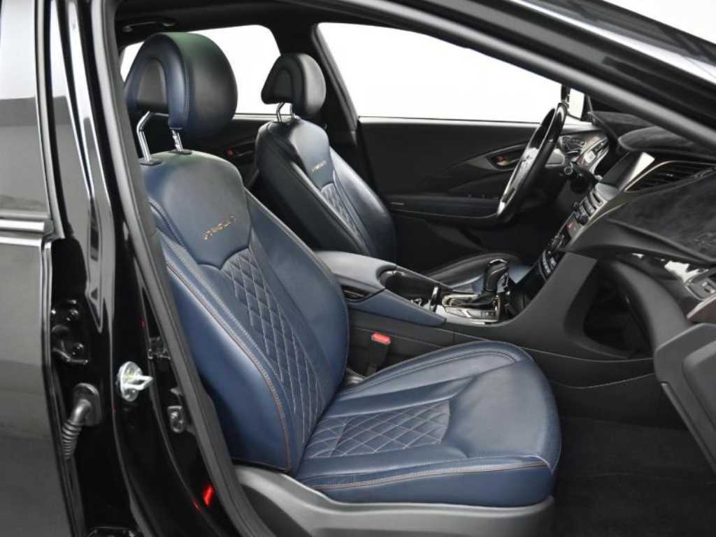 HYUNDAI Grandeur - Vista 10