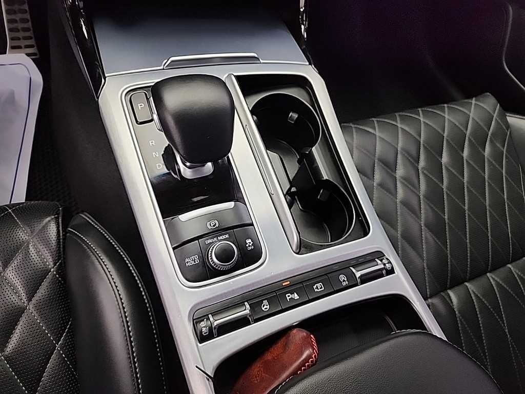 KIA Stinger - Vista 8