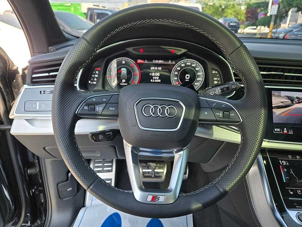Audi Q7 - Vista 7