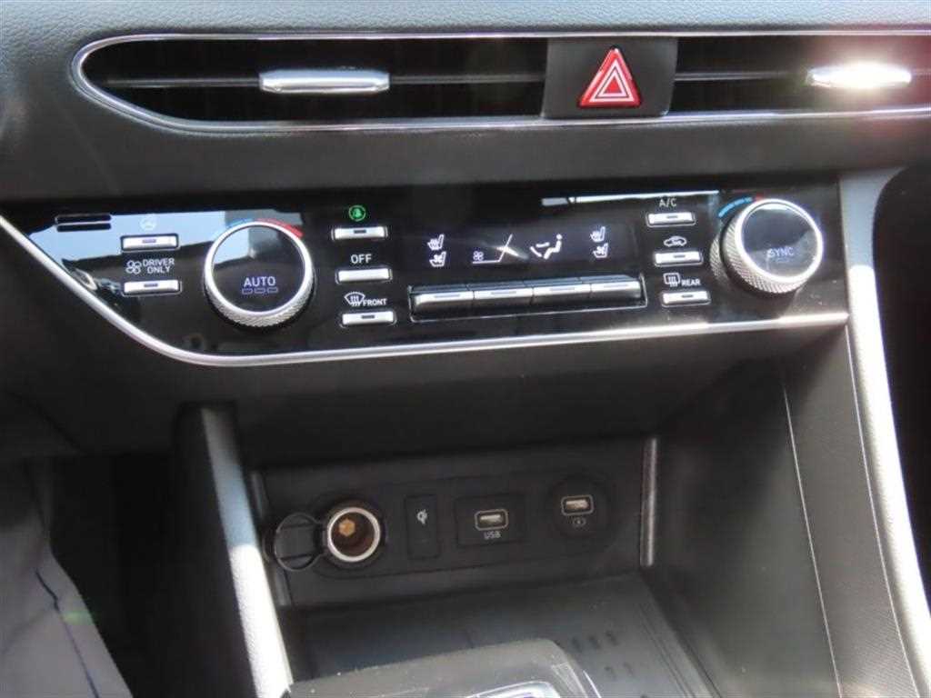 HYUNDAI Sonata - Vista 7