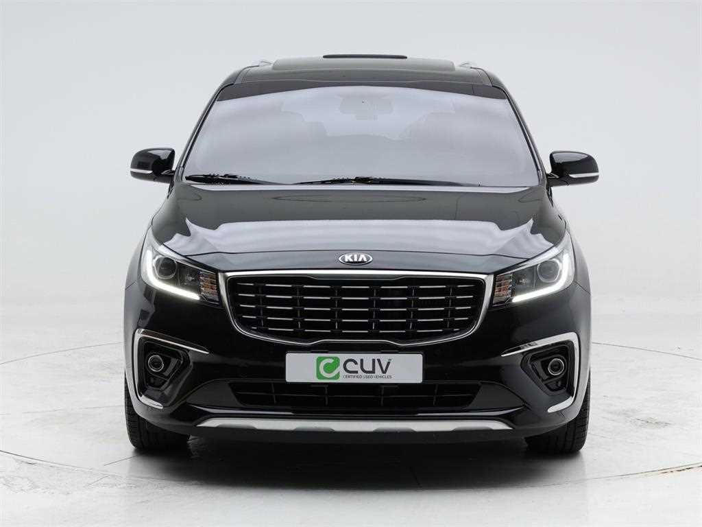 KIA Carnival - Vista 2
